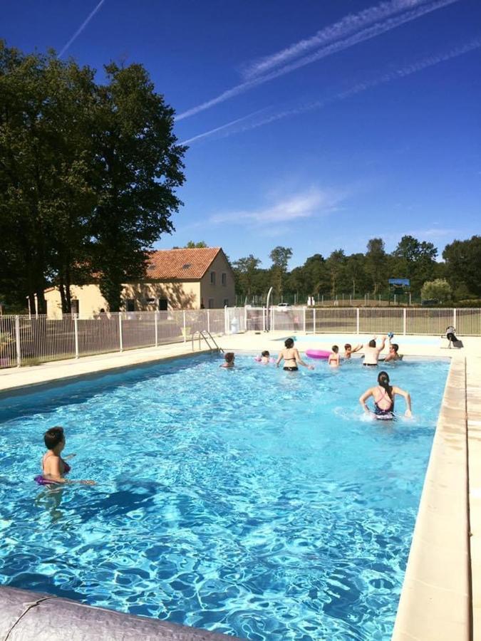 Camping Les Petites Minaudieres Hotel Saint-Sauveur  Ngoại thất bức ảnh