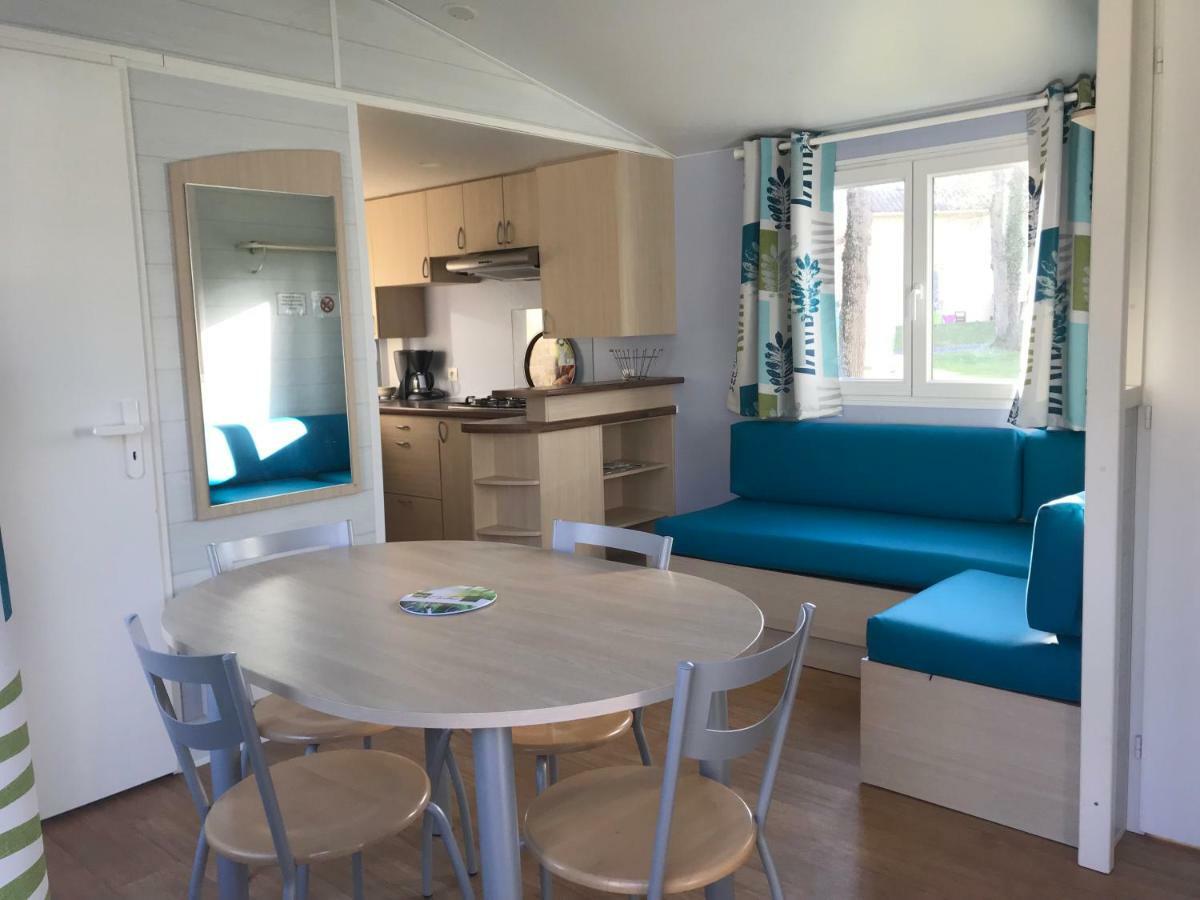 Camping Les Petites Minaudieres Hotel Saint-Sauveur  Ngoại thất bức ảnh